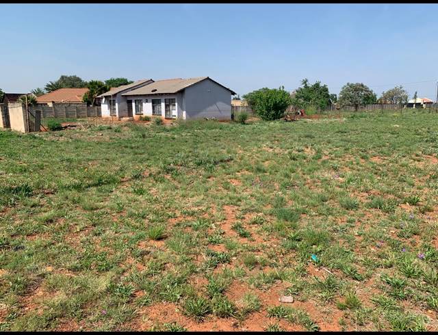 2,032M² VACANT LAND FOR SALE IN HENLEY ON KLIP